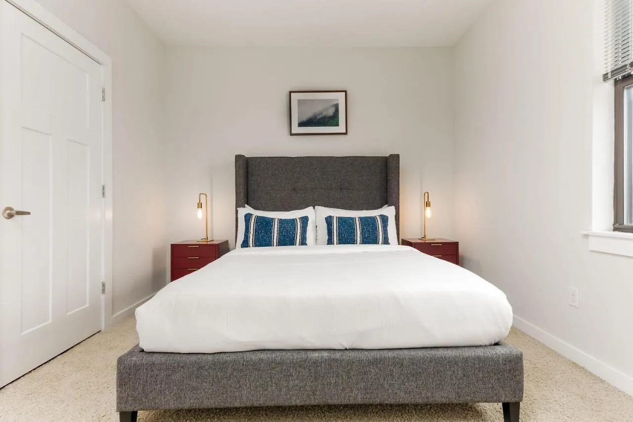 Cozysuites Music Row Spacious 2Br With Free Parking 55 Nashville 0*,  USA
